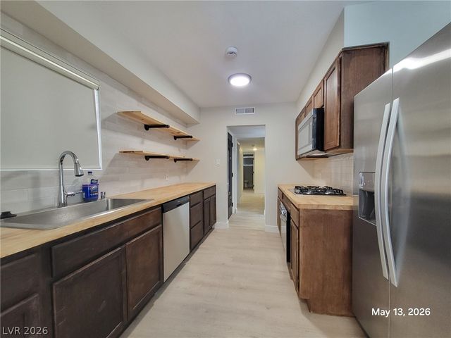 5409 Gipsy Avenue, Las Vegas, NV 89107