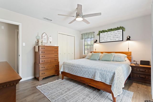 1316 Ridgeview Drive, Tyler, TX 75701