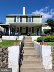 927 MOUNT PLEASANT AVE, Wayne, PA 19087