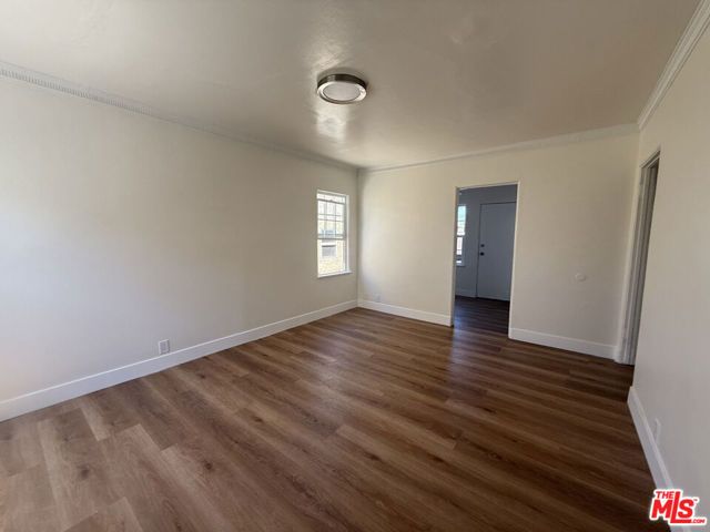 2417 W Vernon Avenue, Los Angeles, CA 90008