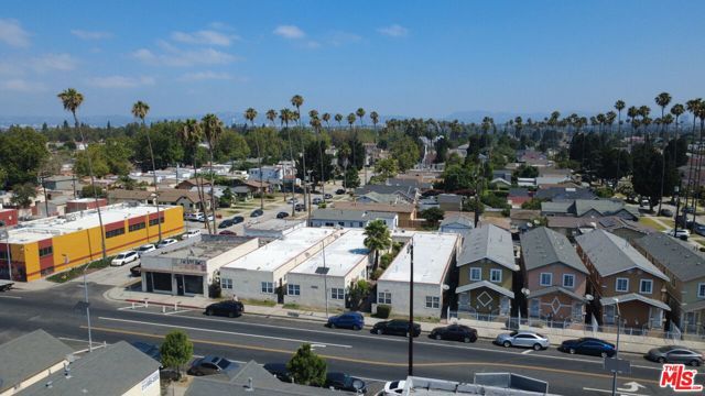 2417 W Vernon Avenue, Los Angeles, CA 90008