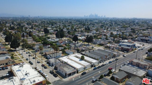 2417 W Vernon Avenue, Los Angeles, CA 90008
