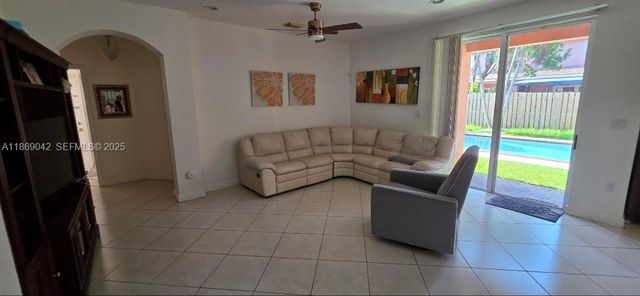 16448 SW 67th Terrace, Miami, FL 33193
