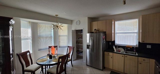 16448 SW 67th Terrace, Miami, FL 33193
