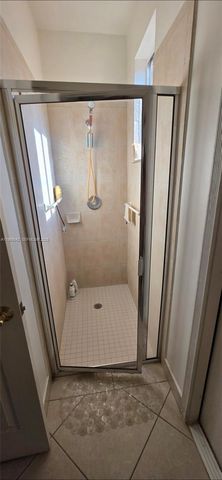 16448 SW 67th Terrace, Miami, FL 33193
