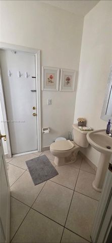16448 SW 67th Terrace, Miami, FL 33193