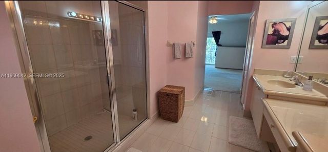 16448 SW 67th Terrace, Miami, FL 33193