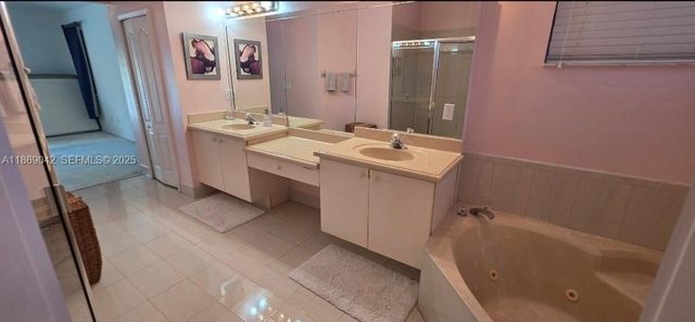 16448 SW 67th Terrace, Miami, FL 33193