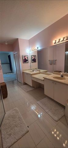 16448 SW 67th Terrace, Miami, FL 33193
