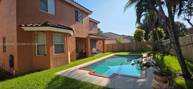 16448 SW 67th Terrace, Miami, FL 33193