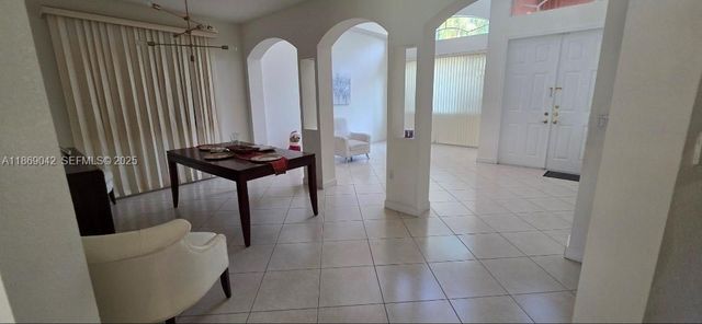 16448 SW 67th Terrace, Miami, FL 33193