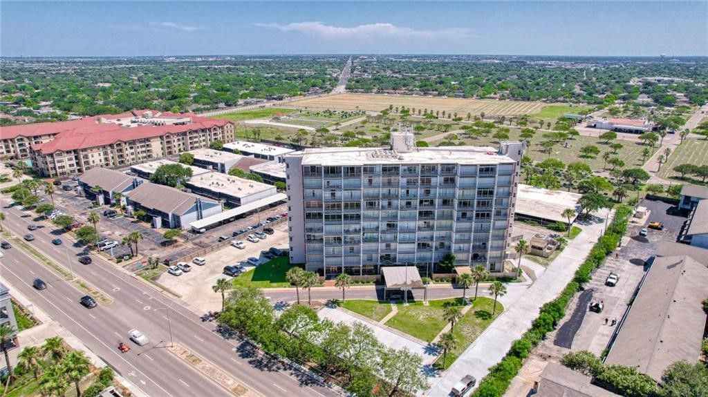 4600 Ocean Dr 605, Corpus Christi, TX 78412 — exterior