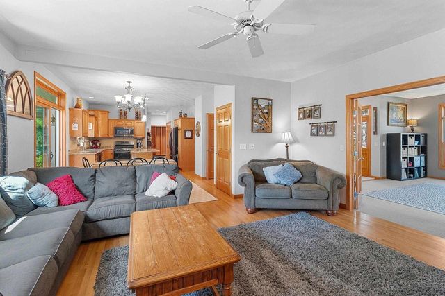 88 BELLEVUE PLACE, Appleton, WI 54913
