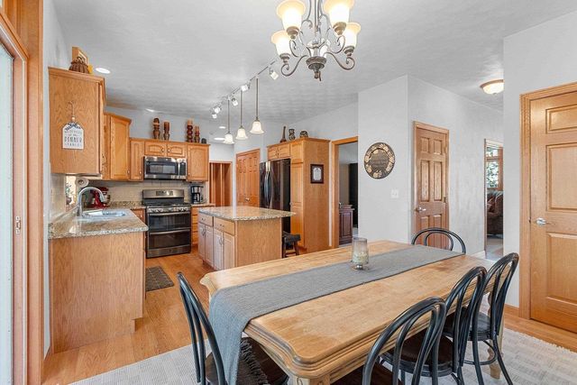 88 BELLEVUE PLACE, Appleton, WI 54913