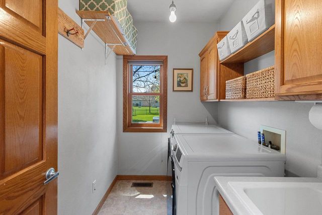 88 BELLEVUE PLACE, Appleton, WI 54913