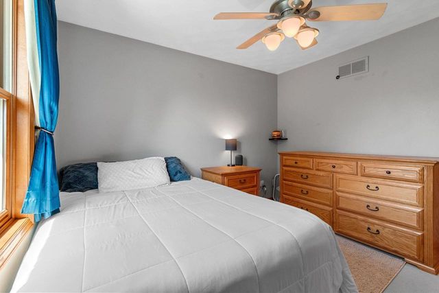 88 BELLEVUE PLACE, Appleton, WI 54913
