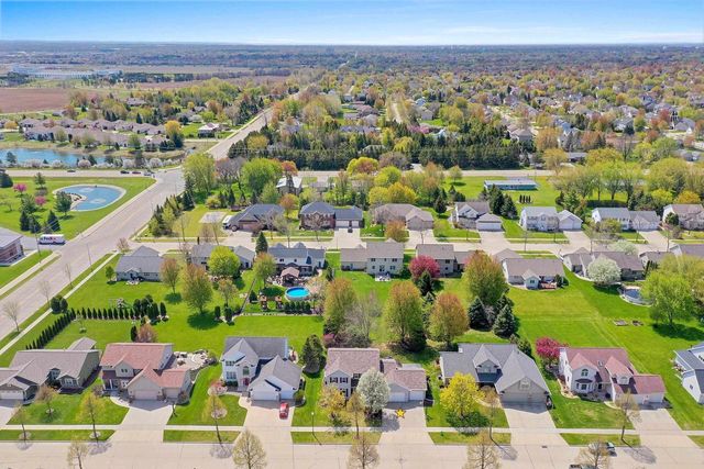 88 BELLEVUE PLACE, Appleton, WI 54913