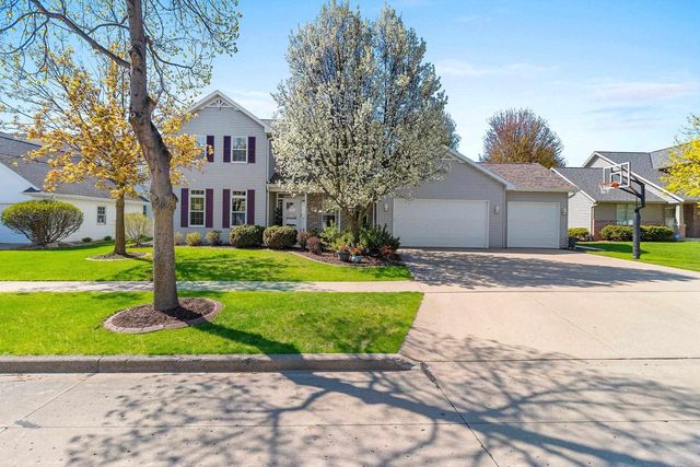 88 BELLEVUE PLACE, Appleton, WI 54913