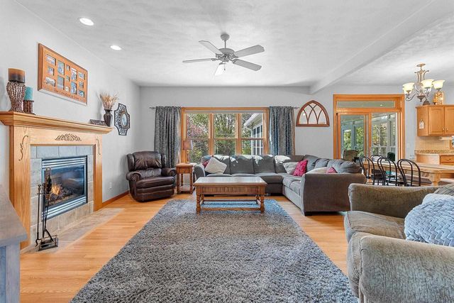 88 BELLEVUE PLACE, Appleton, WI 54913