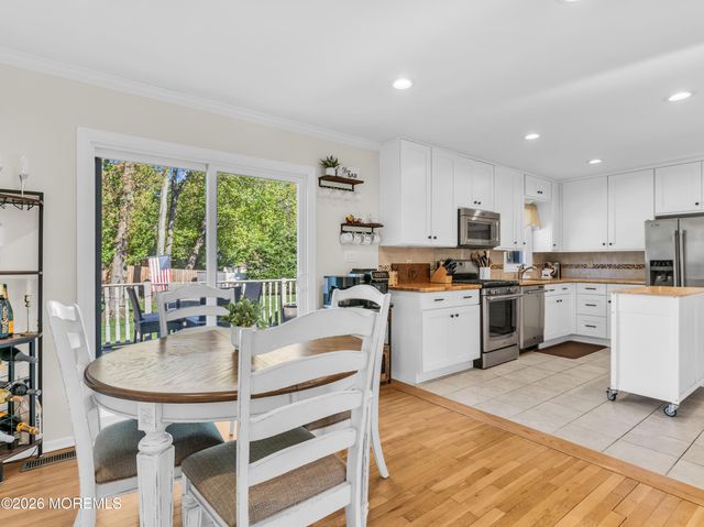 450 Church Street, Belford, NJ 07718