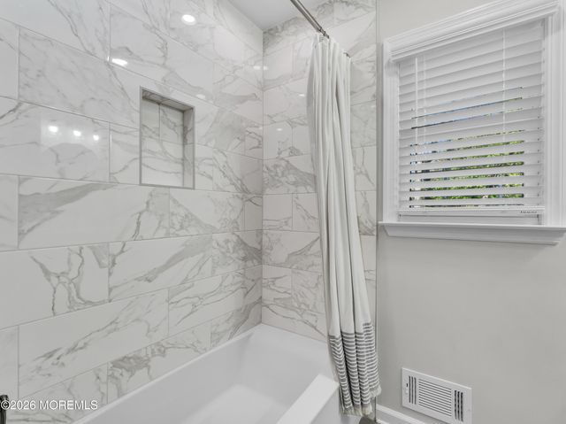 450 Church Street, Belford, NJ 07718