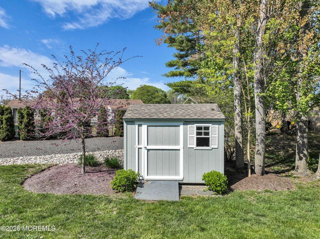 450 Church Street, Belford, NJ 07718
