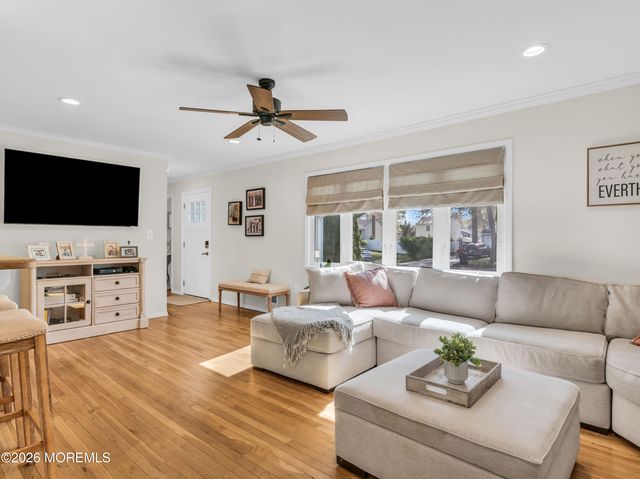 450 Church Street, Belford, NJ 07718