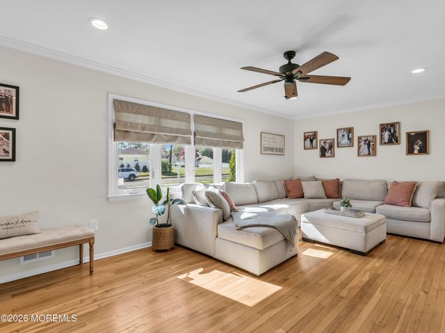 450 Church Street, Belford, NJ 07718