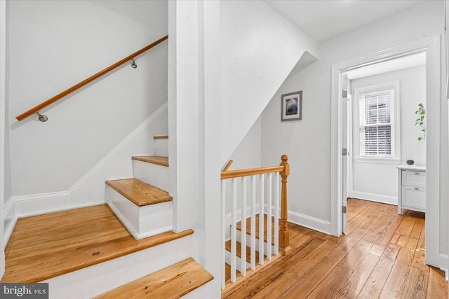 2047 WAVERLY ST, Philadelphia, PA 19146