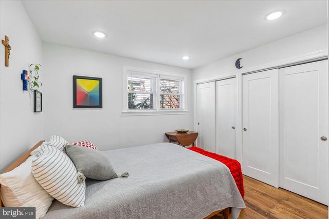 2047 WAVERLY ST, Philadelphia, PA 19146