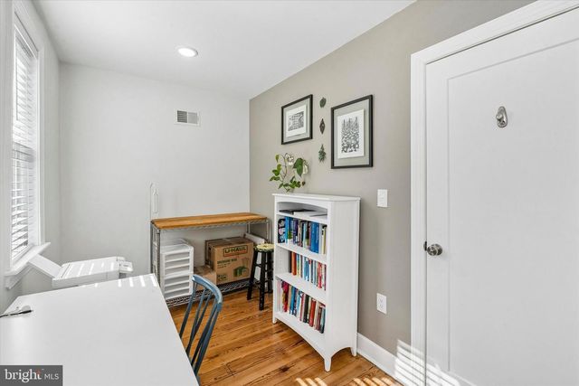 2047 WAVERLY ST, Philadelphia, PA 19146