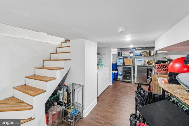 2047 WAVERLY ST, Philadelphia, PA 19146