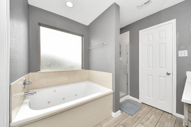 13915 Prosperity Ridge Drive, Houston, TX 77048