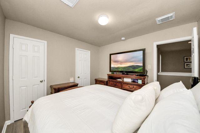 13915 Prosperity Ridge Drive, Houston, TX 77048