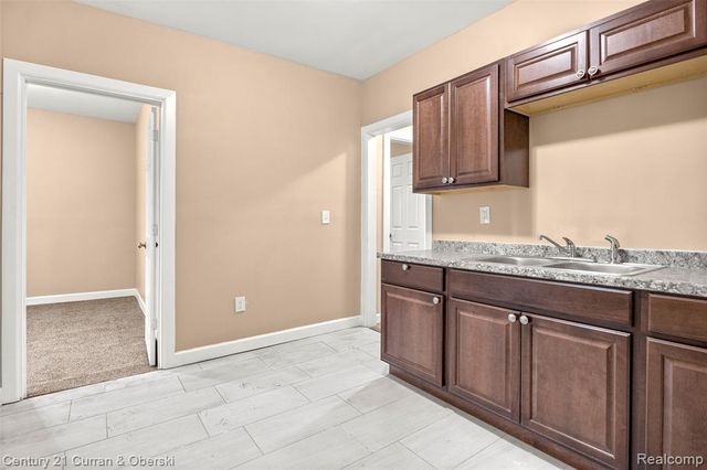 1039 N Rademacher Street, Detroit, MI 48209