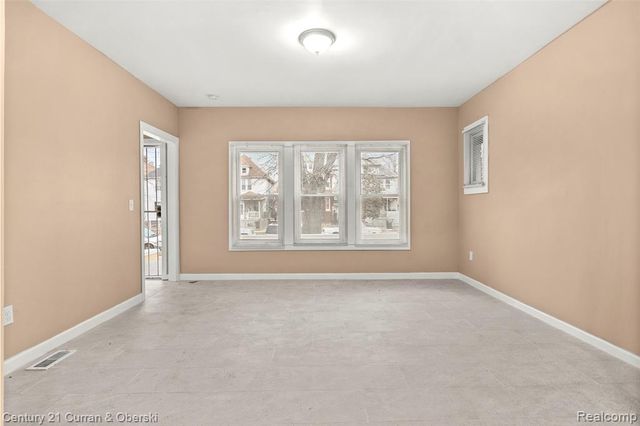 1039 N Rademacher Street, Detroit, MI 48209