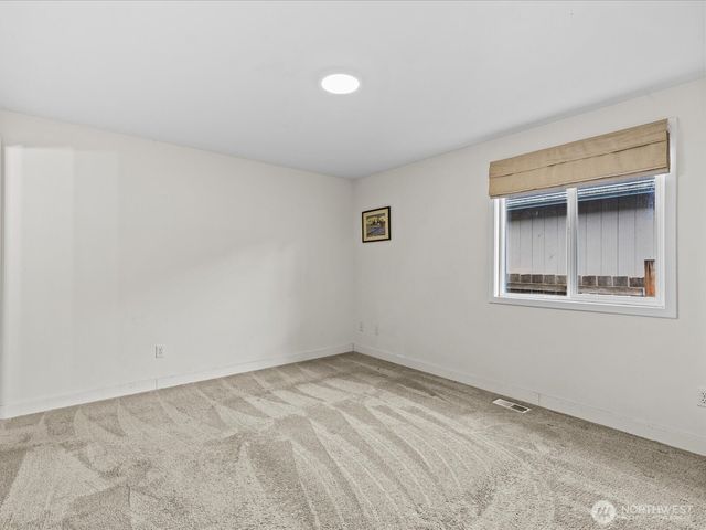5618 103rd Street NE, Marysville, WA 98270