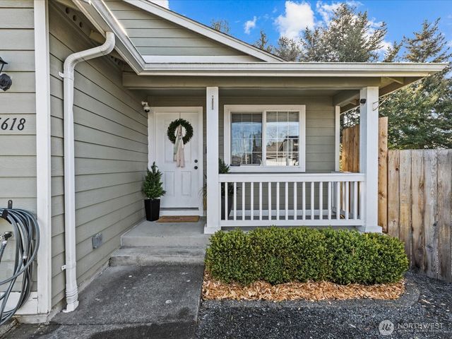 5618 103rd Street NE, Marysville, WA 98270