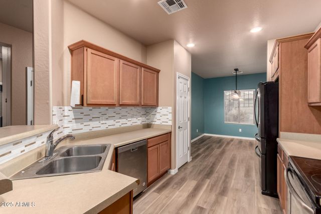 11137 E SUTTER Avenue, Mesa, AZ 85212