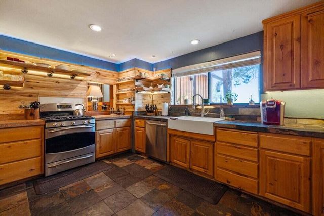 17707 Skeen Ranch Road, Sprague River, OR 97639