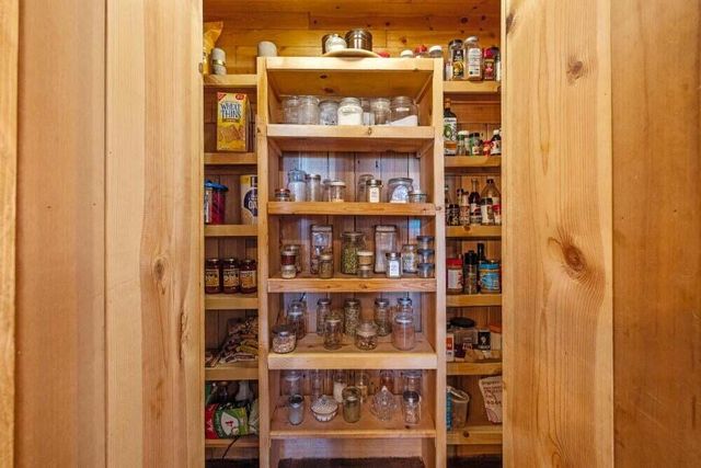 17707 Skeen Ranch Road, Sprague River, OR 97639