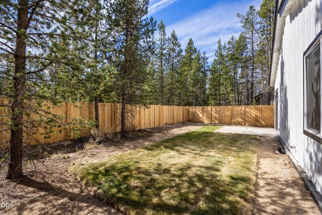 16644 Neil Lane Lot 18, La Pine, OR 97739