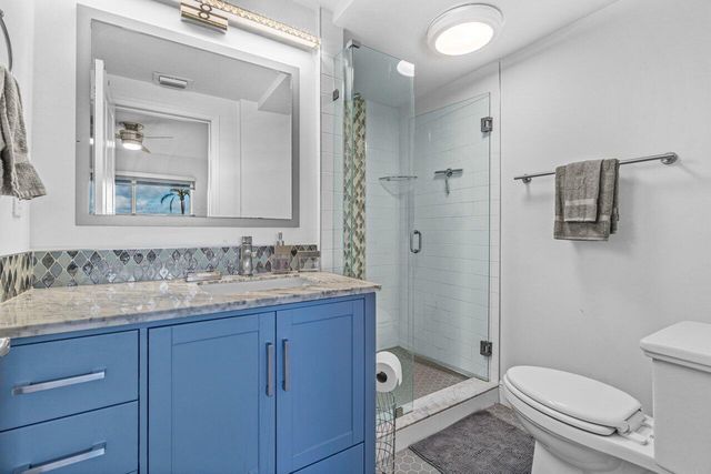 311 E Ocean Avenue 103, Lantana, FL 33462