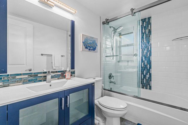 311 E Ocean Avenue 103, Lantana, FL 33462