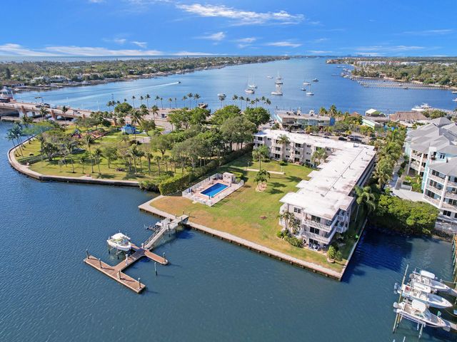 311 E Ocean Avenue 103, Lantana, FL 33462