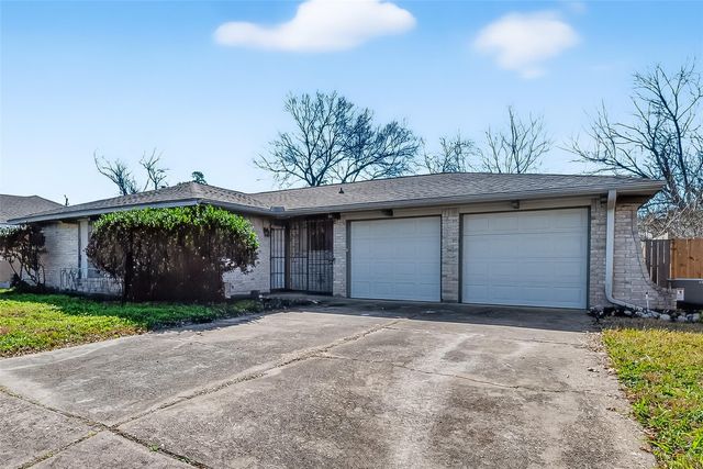 4511 Bayou Vista Drive, Houston, TX 77091