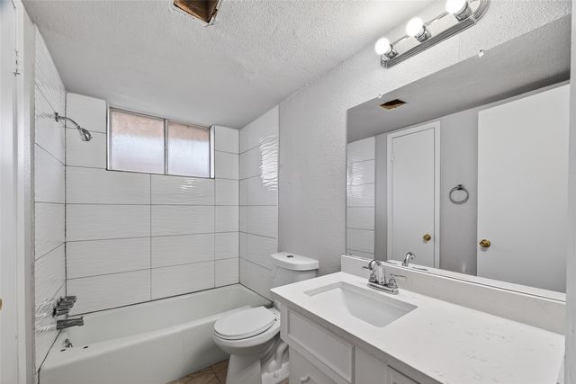 4511 Bayou Vista Drive, Houston, TX 77091