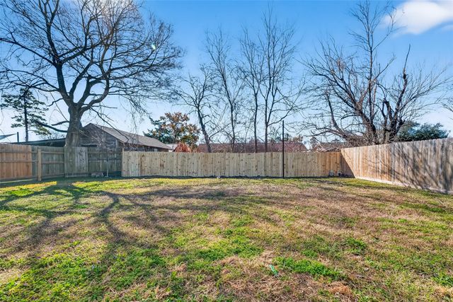 4511 Bayou Vista Drive, Houston, TX 77091