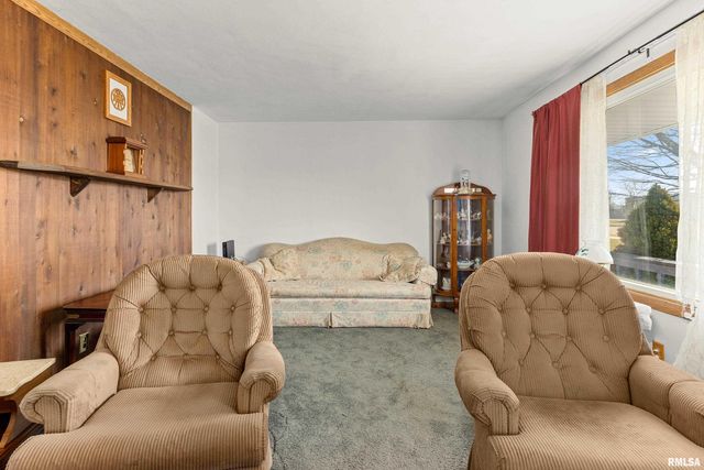 5511 W DIRKSEN Parkway, Peoria, IL 61607