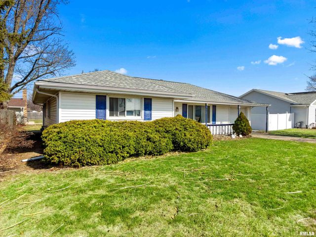 5511 W DIRKSEN Parkway, Peoria, IL 61607